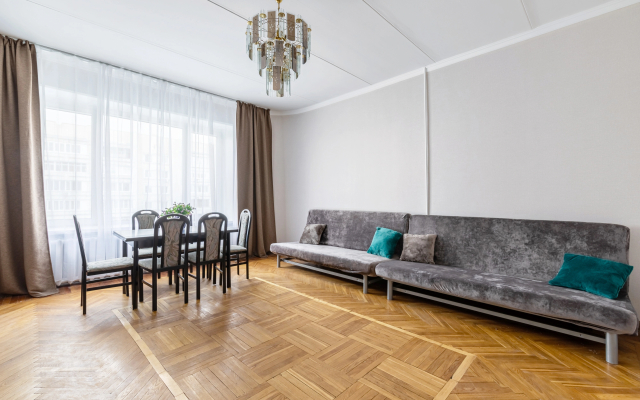 Квартира Трехкомнатная в самом центре Казани