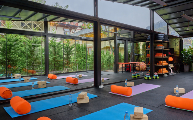 Hills Polyana Hotel&Spa