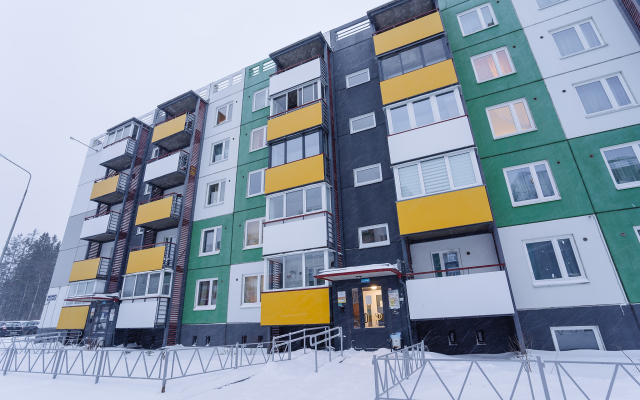 "9 Nochey" Na Sofyi Kovalevskoy 16 #1 Apartments
