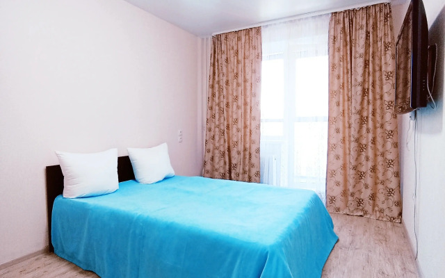 Na Ulitse Akademika Makeeva 20 Flat