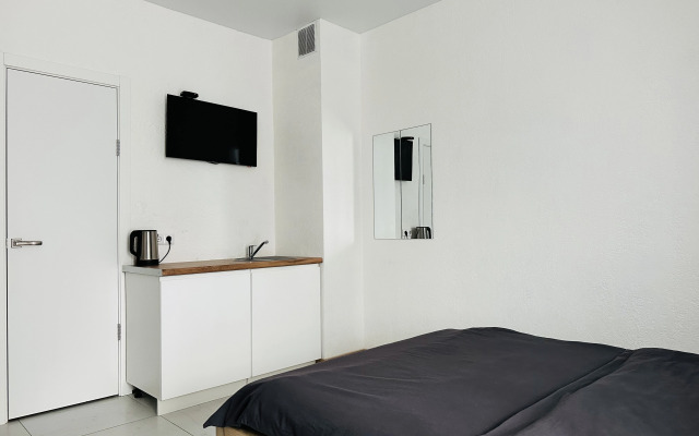 U Metro Apartments