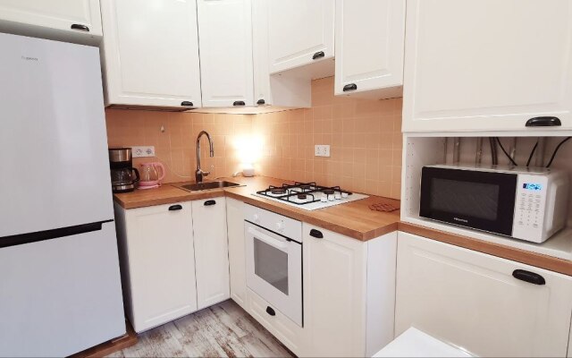 Na Ruzheynoy 47 Flat