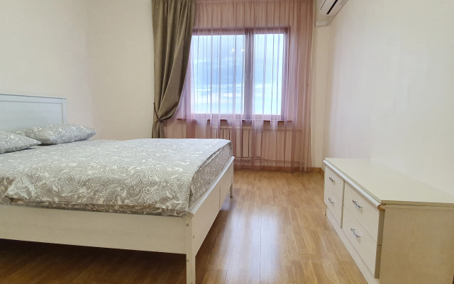 2kh-Komnatnye Sinyaya Ptitsa Apartment