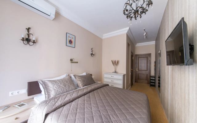 Grandora Ermitazh Furnished Rooms