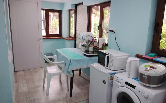 Na Krasnoflotskoy Guest House