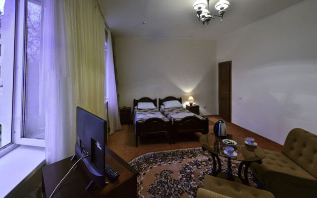 Pansionat Oktyabr Hotel