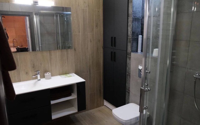 On Demonstratsii Apartment