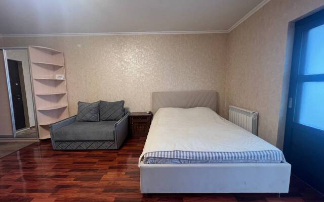 U Morya Vozle Parka Rivyera Apartments