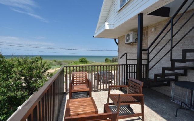 Azov Inn Guest House