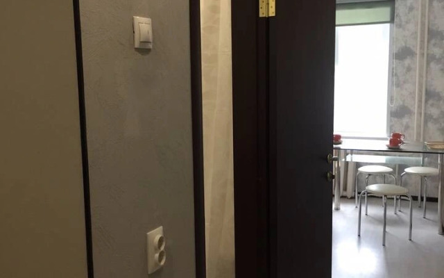 Апартаменты Однокомнатная на Иванникова в центре