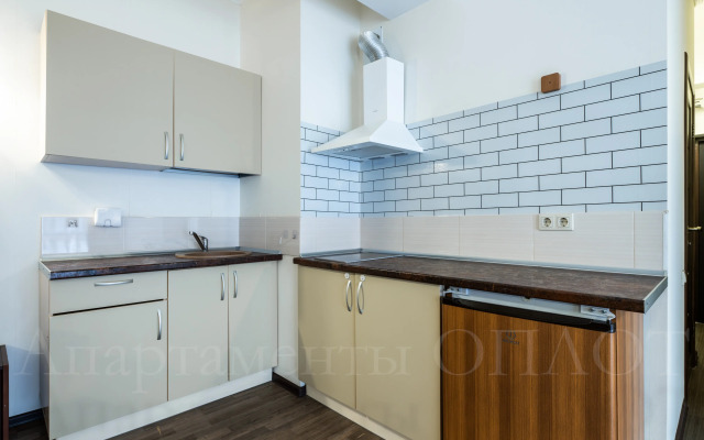 Oplot - Semejnye s odnoj spal'nej i balkonom 3 Apartments