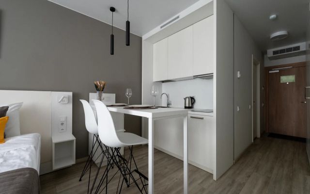 Квартира MyHomeYourHome на Салова 61 — Современный Комплекс VALO