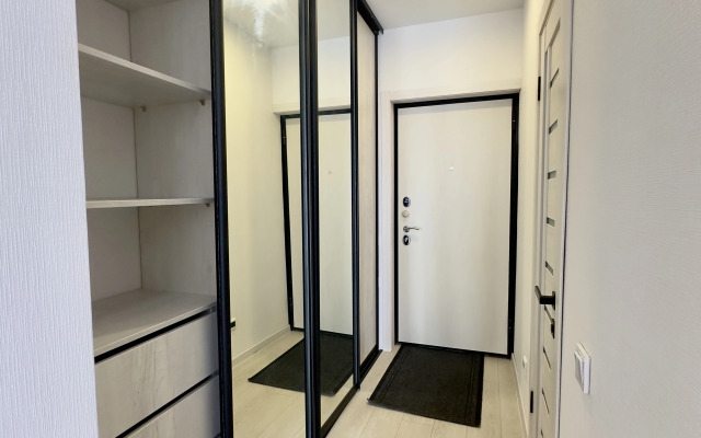 Na Bryanskoy 18 Flat
