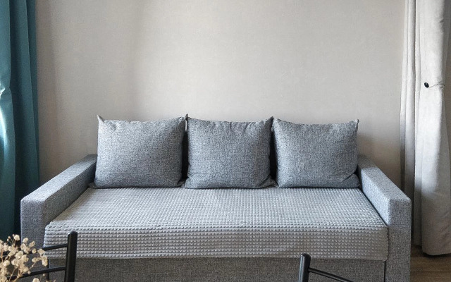 S Dizaynerskim Remontom Studio Flat