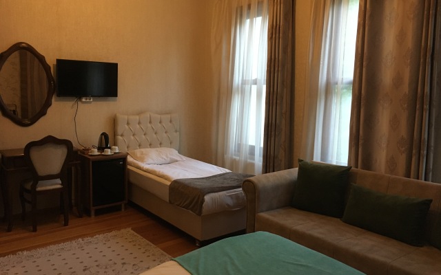 Nuray Hotel