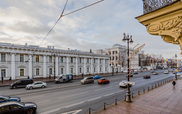 Апартаменты SpbStay на Невском проспекте 66
