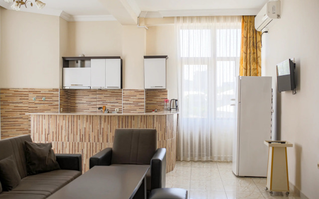 37B Apartments
