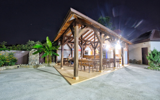 Viktoriya Guest House