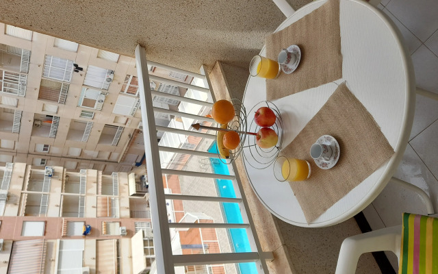 Ispaniya Uyutnaya Kvartira 200m ot Morya Apartments