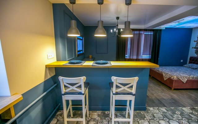 Loft Dlya Pary V Tsentre Apartments