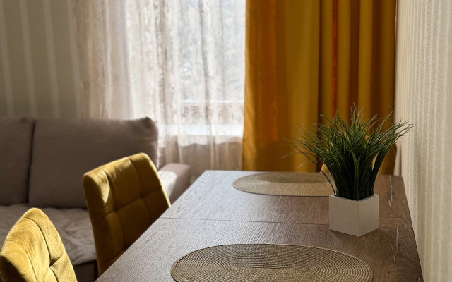 Квартира 2-комнатная на Октябрьской 3