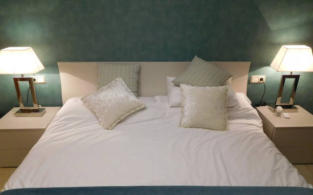 Olivia Javea Apartments