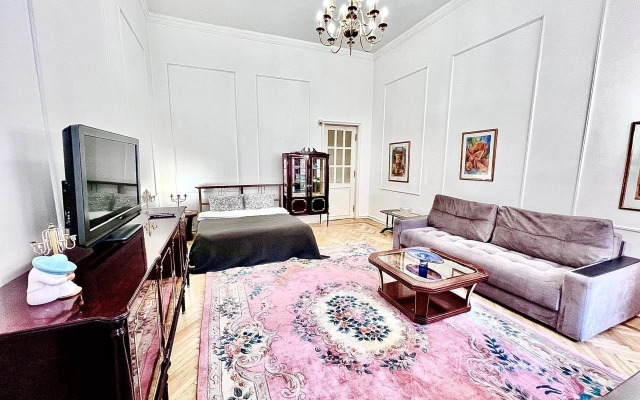 Апартаменты SpbStay с двумя спальнями на Рубинштейна 3