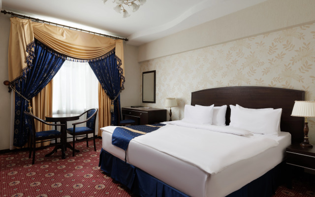 Moscow Holiday Hotel