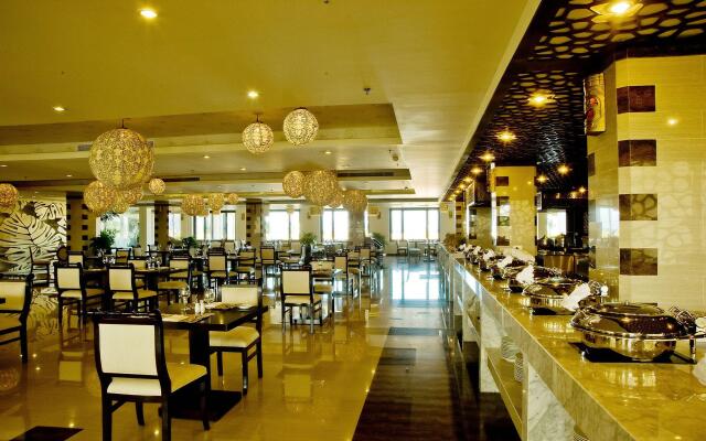 Olalani Resort  Hotel And Condotel
