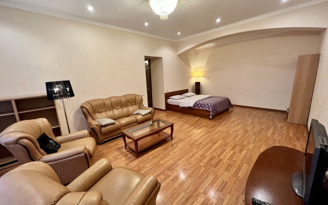 Апартаменты Большая Морская 21 трехкомнатные