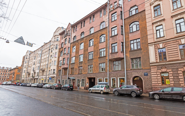 Апартаменты Бирюза и Подсолнух ВПитер на сутки