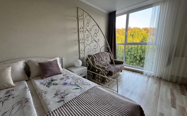 Дайкири — апартаменты с панорамными окнами и видом на озеро Тихое