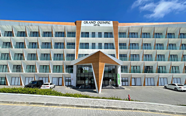 Arena Grand Hotel