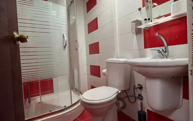 Red White Hotel