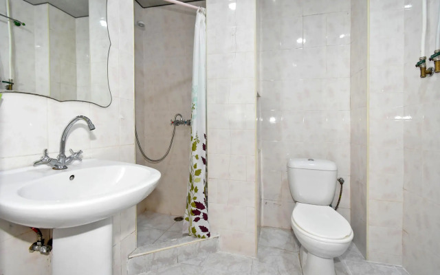 Apartment in Saryan Street Flat
