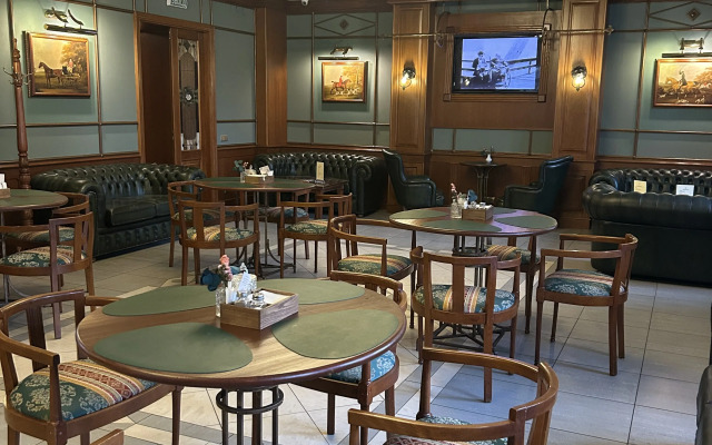 Lancaster Court Hotel