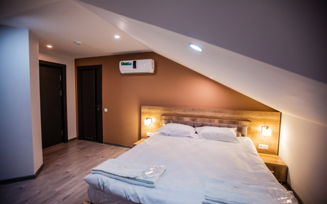 Ak Saray Hotel