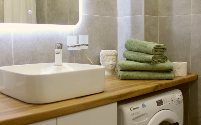 Апартаменты Возле ТРЦ Семья