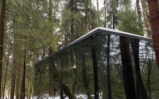 Dom V Lesu Woodglamp Baza otdykha