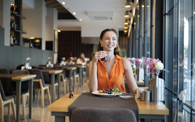 Sealife Lounge Hotel - Adult Only