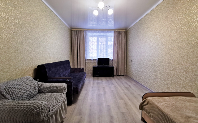 Dvukhkomnatnaya Kvartira S Balkonom Apartments