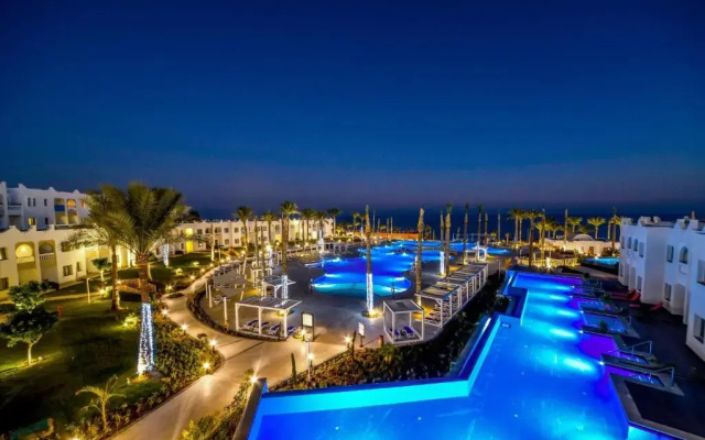 Sunrise Arabian Beach Resort Hotel
