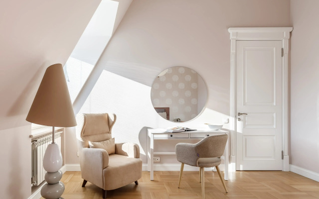 Апартаменты Hermitage Mansard 170 кв.м напротив Дворцовой Площади с Видом на Эрмитаж