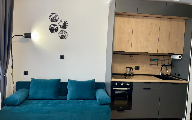 Квартира Дизайнерская Студия в Спальном Районе