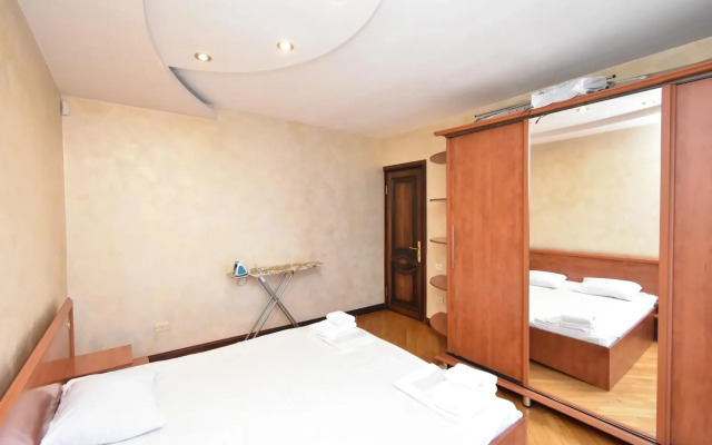 RentInnYerevan 25/14 Nalbandyan Street Apartments