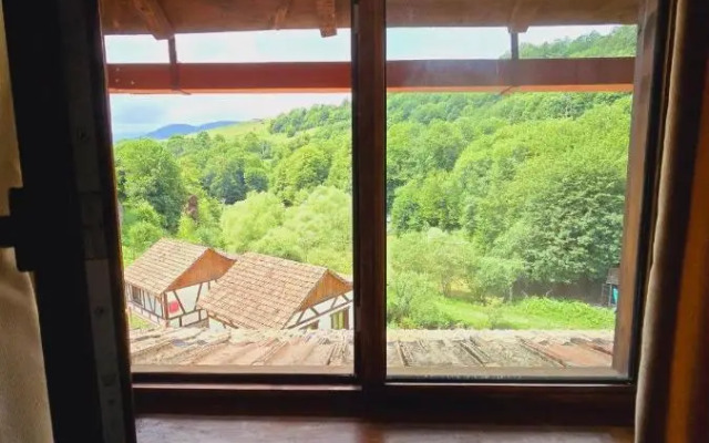EcoKayan Hotel
