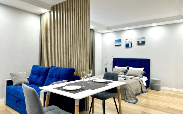 Lyuks Dyu Soley v Rezidentsii Graf Tolstoy Apartments