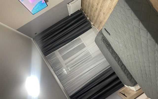 Dvukhkomnatnaya. Voroshilova 8a Flat