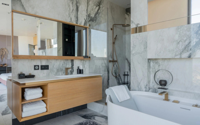 Best Corner Apartment New Level City on the 78th Floor