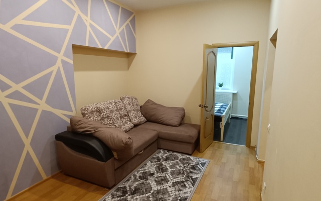 2kh Komnatnaya V Tsentre Yaroslavlya Flat